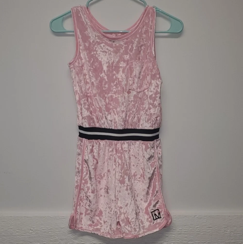 Girls NWT Velvety Romper